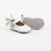Load image into Gallery viewer, &#39;Pearl&#39; Leather Dolly Baby Shoes - Baby Soft Sole